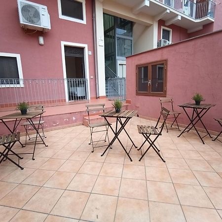 Cortile Dei Sogni Apartment Catania Luaran gambar